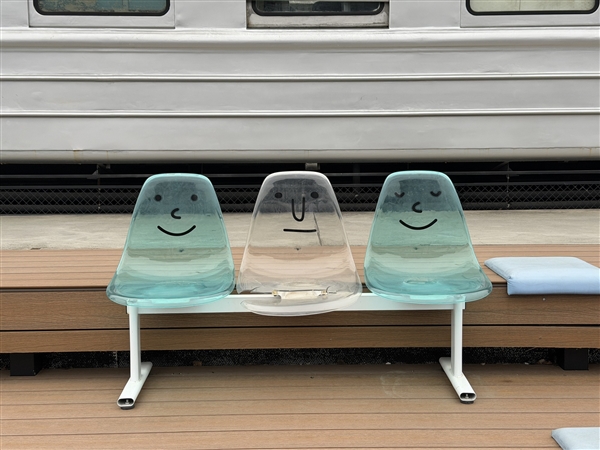 iPhone Air零售版上手体验：美丽小废物