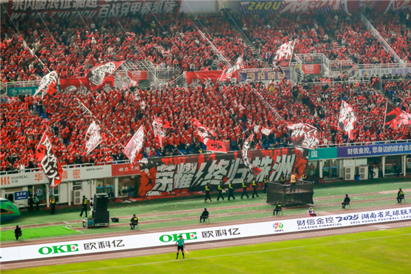 2.2万人用网依旧丝滑！湘超5G-A立大功 下载速率暴涨2.6倍