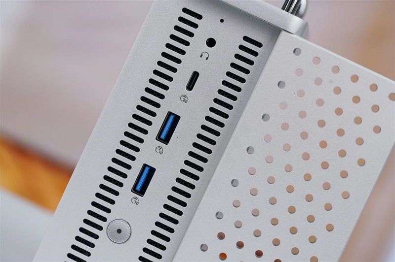 可能是散热最好的mini主机!奥睿科OminiPro迷你机评测:半小时烤机稳定54W 温度仅80度