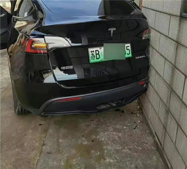 新势力吹爆的大压铸 老牌车企却不认可?