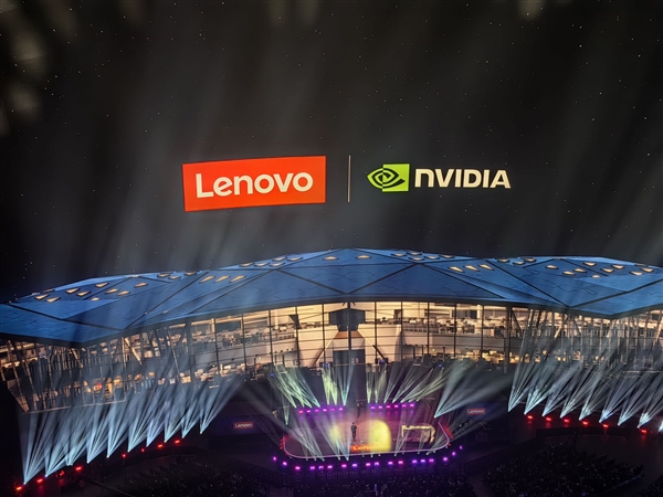 史诗级同框！NVIDIA、Intel、AMD、高通四巨头CEO齐聚联想发布会