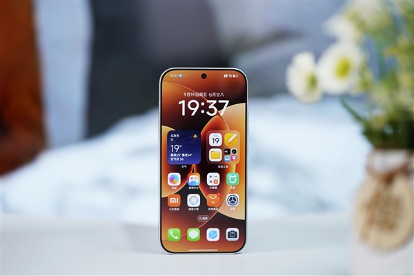 内存超级牛市冲击智能手机!厂商二季度开始调价减产