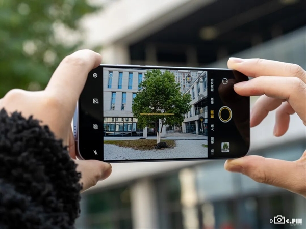 内存价格疯涨 iQOO“买芯片送手机”这招还有用吗