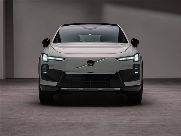 宝马iX3最强对手!沃尔沃EX60全球首秀:最大纯电续航810km