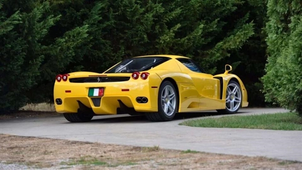 法拉利Enzo拍出1.24亿元天价！刷新该车型最高拍卖纪录