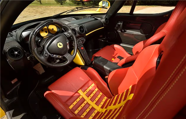 法拉利Enzo拍出1.24亿元天价！刷新该车型最高拍卖纪录