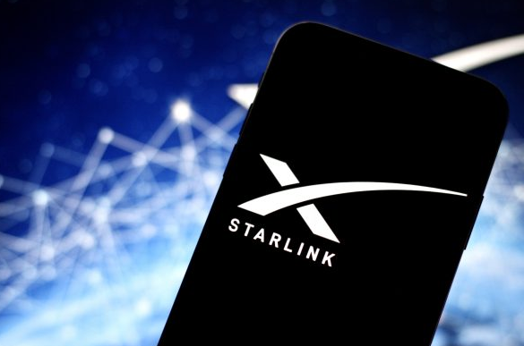 马斯克设想从月球电磁弹射AI卫星 构建在轨数据中心网络