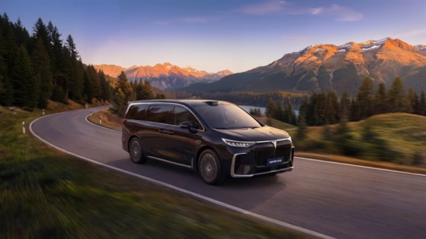 30万级唯一满血华为MPV！岚图梦想家冠军版限量预售 31.99万元