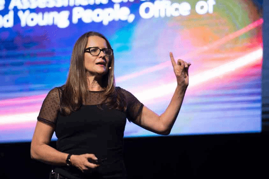 女权组织高管被AI脱衣还换脸!曾举报敏感游戏引众怒