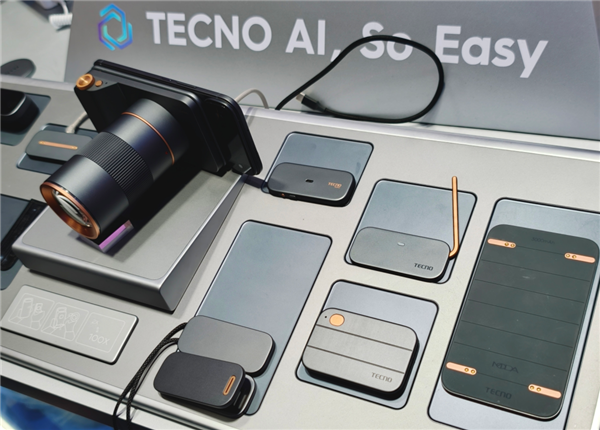 今年的MWC 手机厂商们都开始“不务正业”了