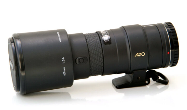 今年的MWC 手机厂商们都开始“不务正业”了