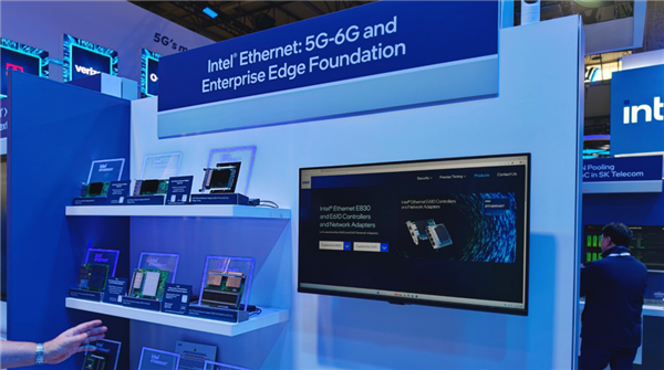 今年的MWC 手机厂商们都开始“不务正业”了