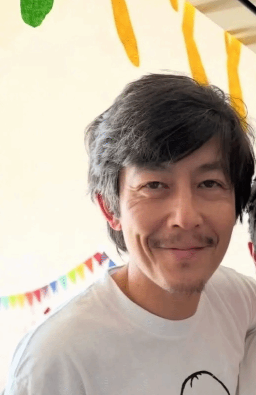 陈冠希为女庆生苍老面容引关注!都是为了孩子?