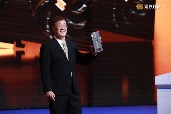 12GB显存!中国首款6nm真自研GPU正式发售:性能对标RTX 4060 适配100+游戏、最火大作全覆盖