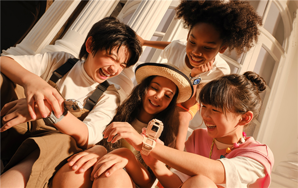 苹果蝉联第一 华为杀回榜首:这届数码圈太刺激了