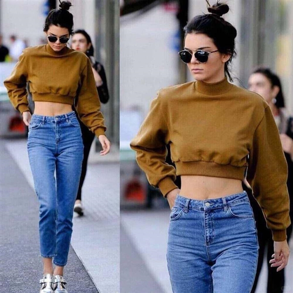 回到2016:赶在AI、战争和短视频到来之前