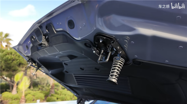 坚持原创的奔驰 这次抽到SSR了?