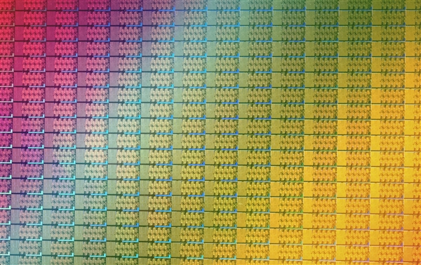 全球芯片行业35年来第四大暴跌：Intel被指是主因