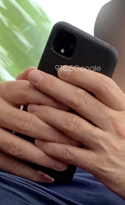 谷歌Pixel 4 真机上手曝光：“前额”依旧很宽