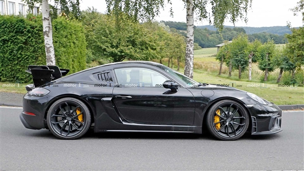 最强公路版718！保时捷718 Cayman GT4 RS谍照曝光