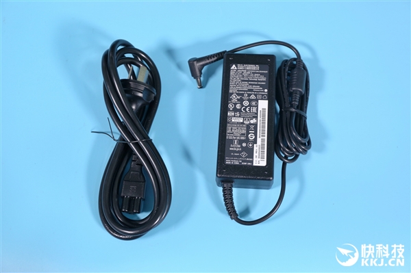 十代酷睿办公新利器！微星Pro 24X一体机图赏：6.5mm超薄机身
