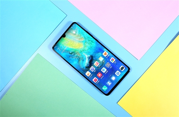 消息称iPhone12S、华为Mate50、小米12等屏幕升级：用上LTPO！