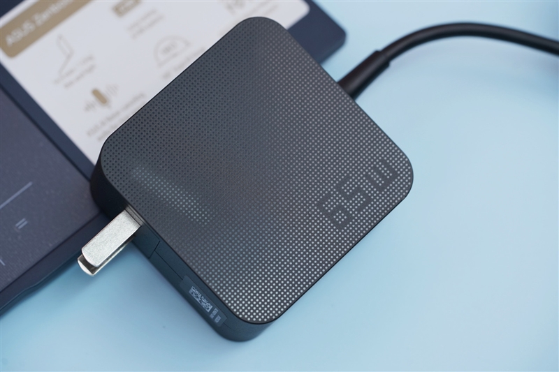 A4纸大的锐龙6000轻薄本有多强！华硕灵耀X 13评测：USB4首发飚出3.1GB/s