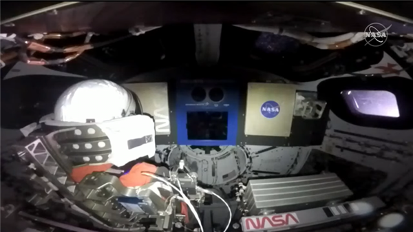 NASA发布猎户座首张绕月拍地球照片：上次拍摄还是50年前