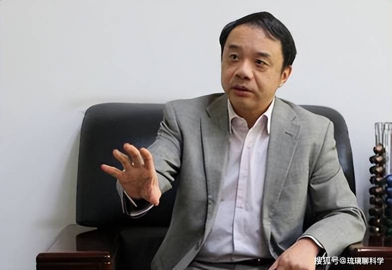 黑洞能通过对撞机制造出来？为何杨振宁极力反对，有何好处？ 