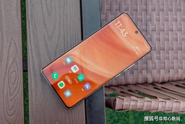 高端机“卷王”，120倍变焦+骁龙8Gen3，16GB+512GB仅3446元 