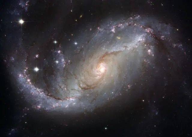 最近的潜在宜居行星被发现！比地球略小，宇宙飞船需约30万年到达 