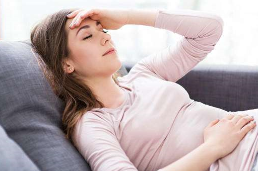 女人宫寒会老得快？经常吃4种食物，子宫“暖起来”，体态更年轻 