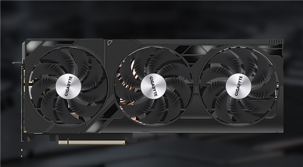 技嘉发布33.1厘米巨型RTX 4070 Ti SUPER：供电接口“消失”