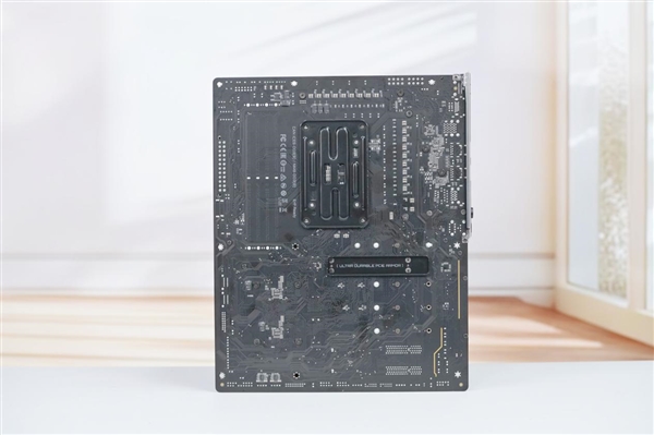 AI自动超频!技嘉X870E AORUS MASTER超级雕主板图赏