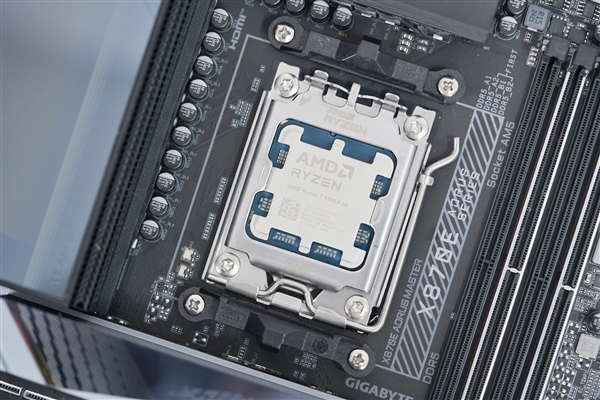 AI自动超频!技嘉X870E AORUS MASTER超级雕主板图赏