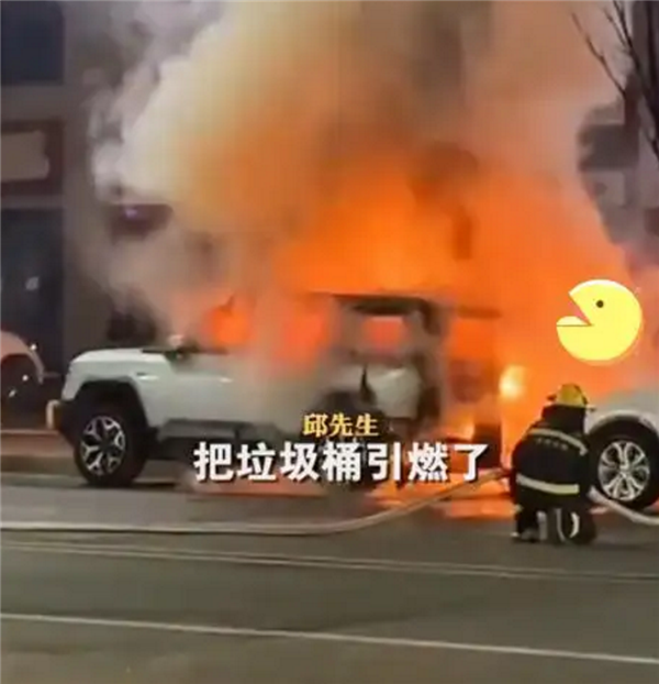 40多万新车方程豹豹8被小孩引燃 车主又订了一辆:我就喜欢这车