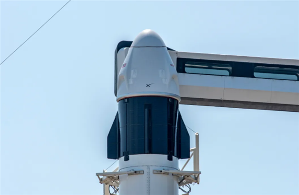 SpaceX载人龙飞船Crew-10发射推迟:需对火箭进行更多检查
