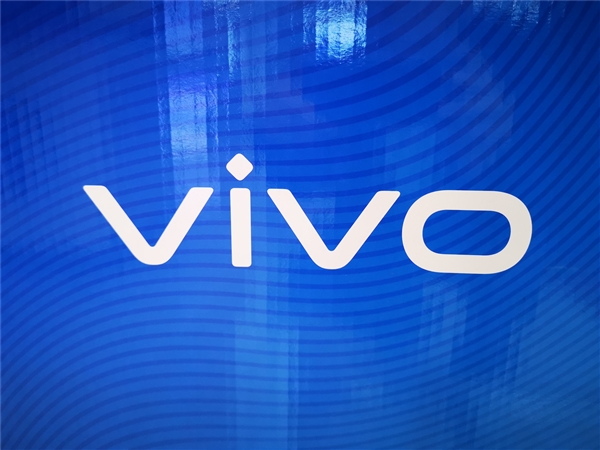 新一代影像灭霸vivo X200 Ultra定了:2亿像素业界最大进光量潜望长焦、双自研芯片