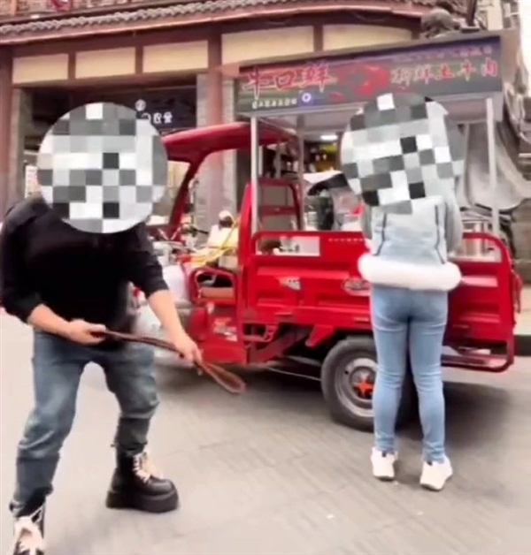 为博流量无下限!四川3名网红街头拍低俗视频被行政处罚