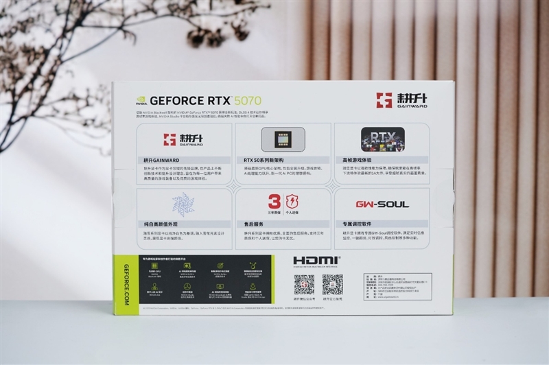 耕升RTX 5070踏雪OC显卡评测：性能优秀散热一流 还是颜值巅峰