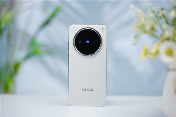 首发天玑9400+!vivo X200S将新增紫色版本:最快4月发布