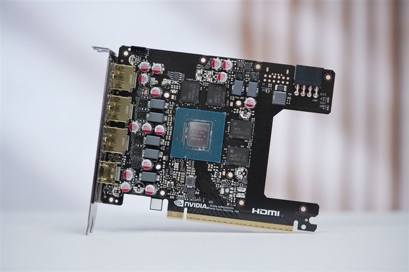 映众RTX 5060 Ti曜夜16GB显卡评测：小巧简约 DLSS 4表现亮眼