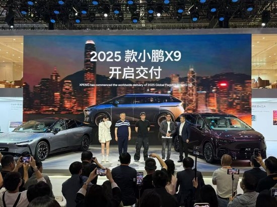 回忆杀!TVB版《天龙八部》鸠摩智竟成小鹏X9的首批车主