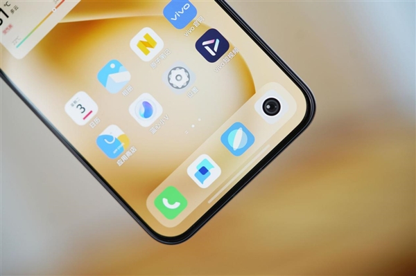 6.31英寸完美小直屏!vivo S30 Pro mini图赏
