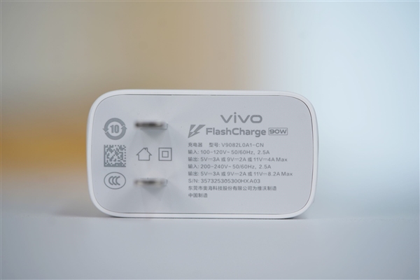 6.31英寸完美小直屏!vivo S30 Pro mini图赏