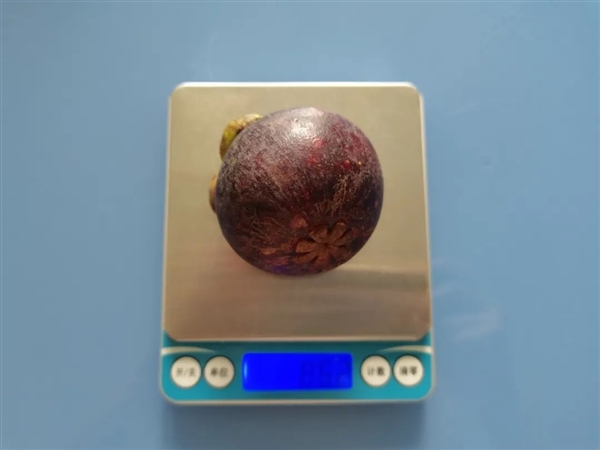 一种好吃、营养价值一般 热量还很高!但很贵的水果