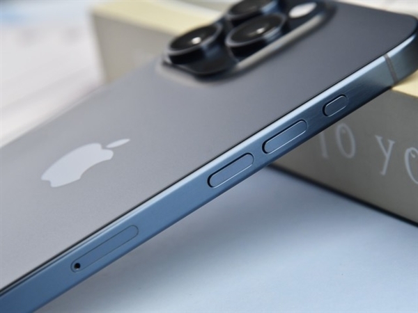 iPhone 17 Pro系列重回铝合金中框：全系仅iPhone 17 Air保留钛合金